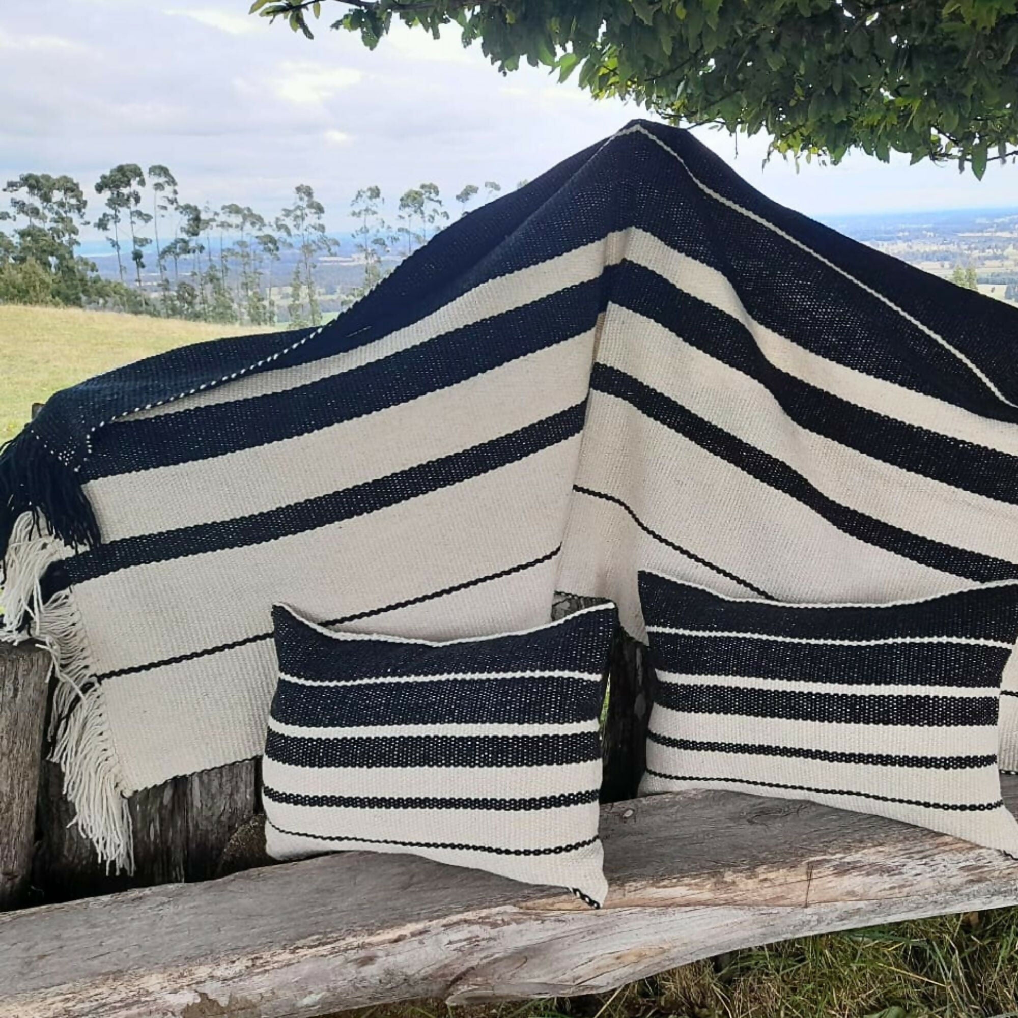 conjunto de cama king negro blanco a telar mapuche