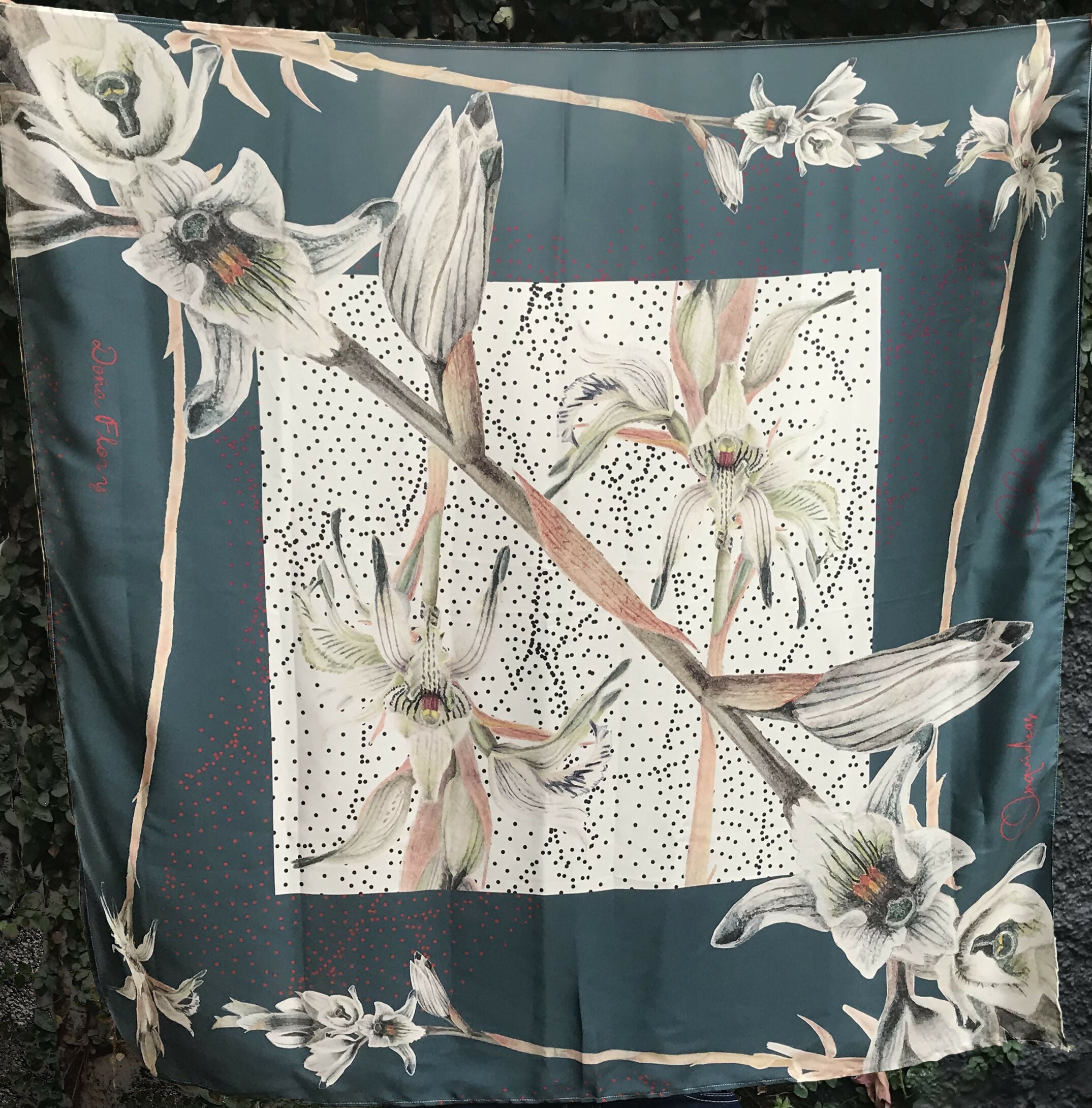 Pañuelo 90 x 90 Orquídea