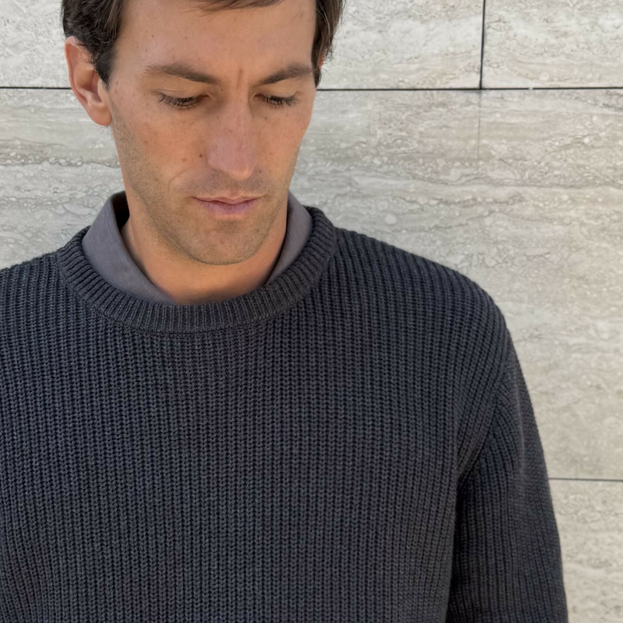 chaleco waffle grafito