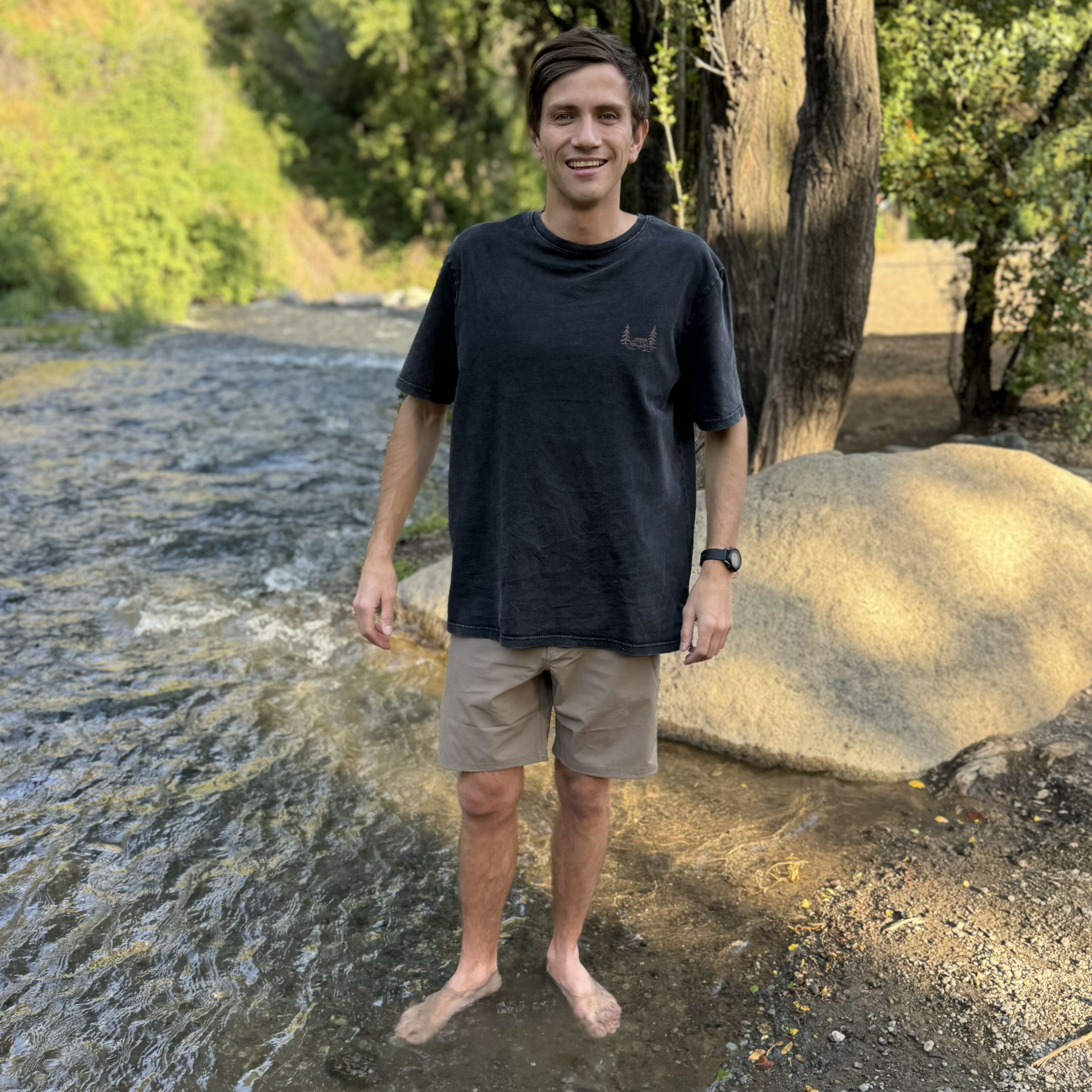 short híbrido 19" café