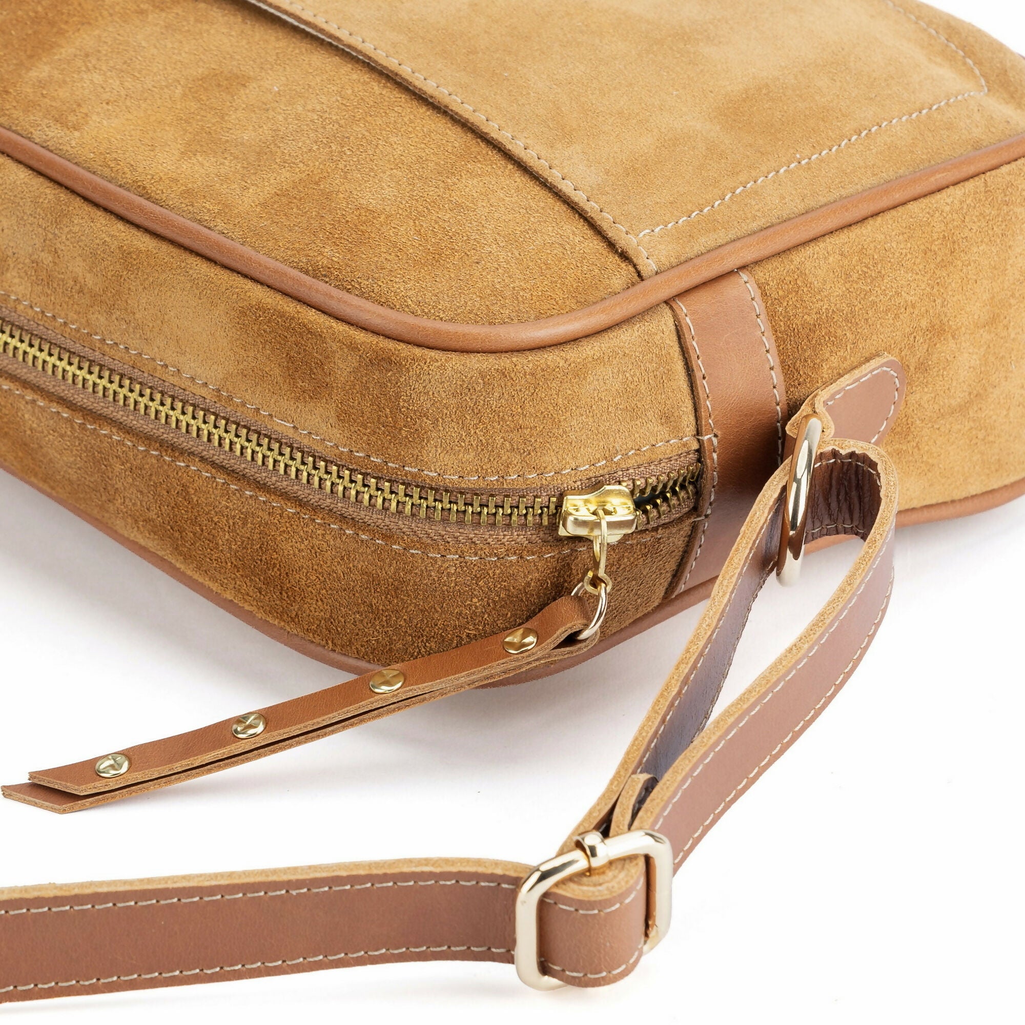 Cartera de cuero modelo ADRIANA