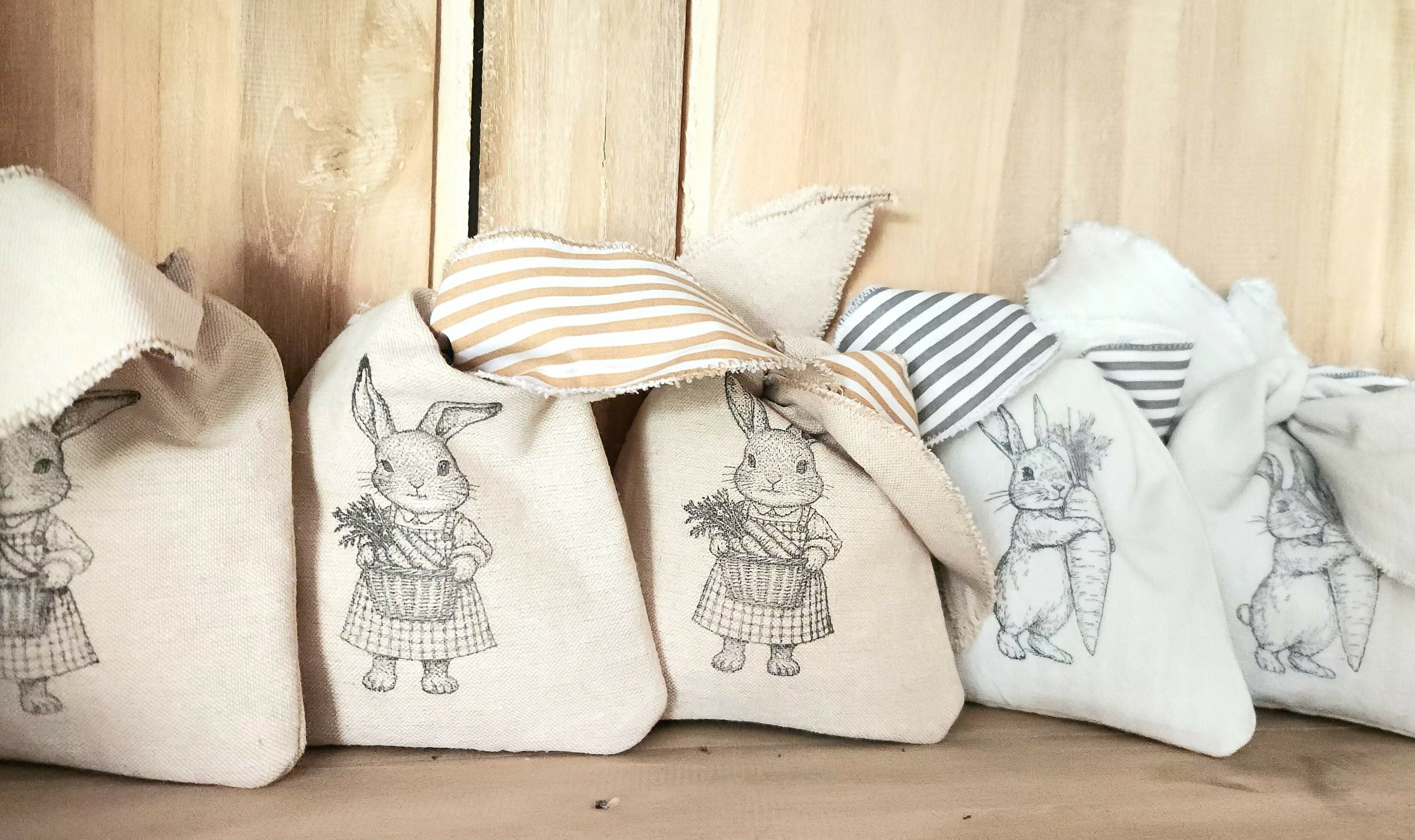 Bolsita de lino Pascua de conejitos Blanca