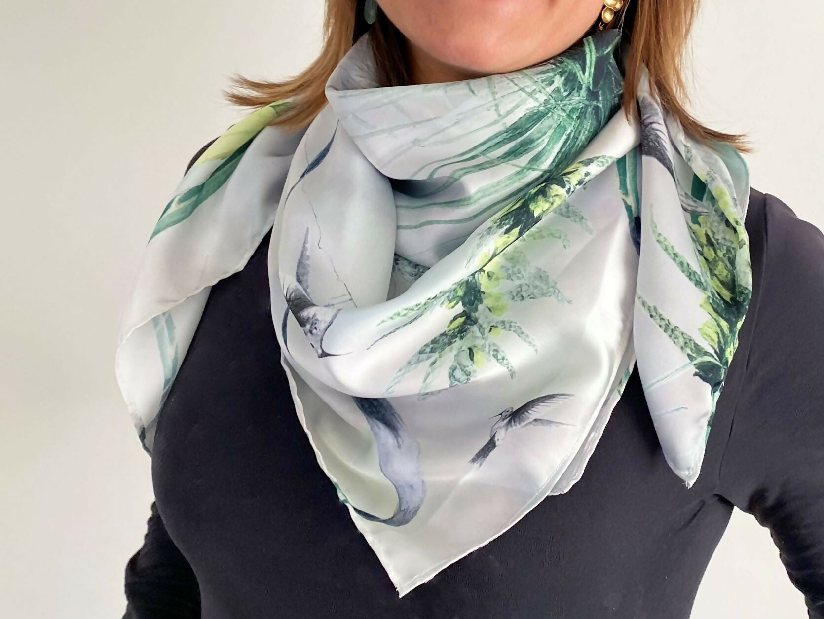 Pañuelo 90 x 90 Flor del Bigote