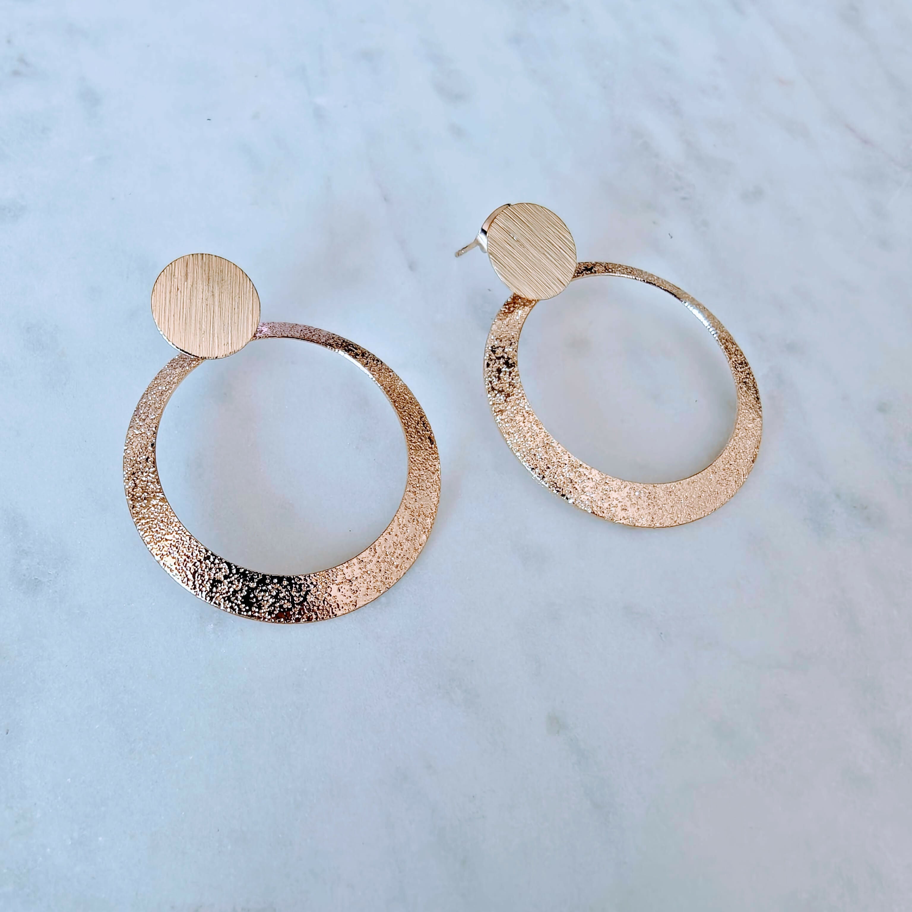 Aros O Bañados en Oro Blanco mate