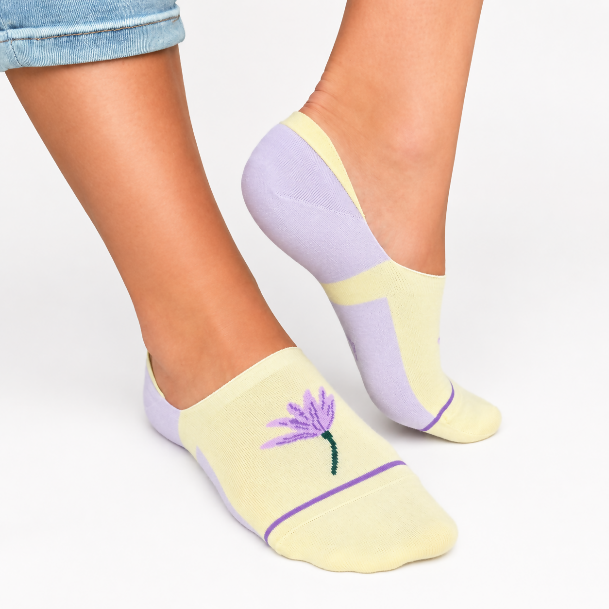 Calcetines Invisibles con Diseño de Flor Morada