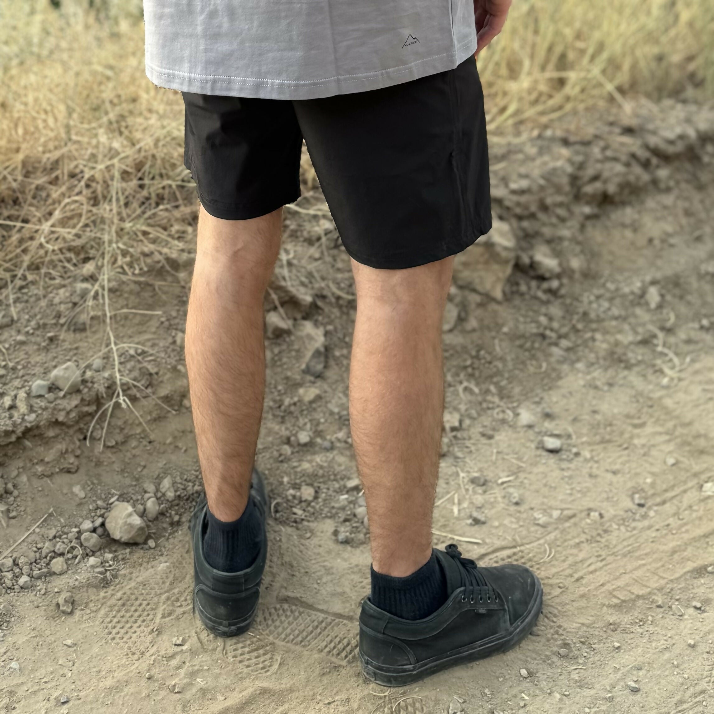 short híbrido 19" black stone wash