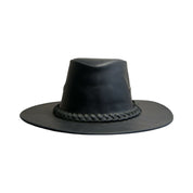 Sombrero negro frontal