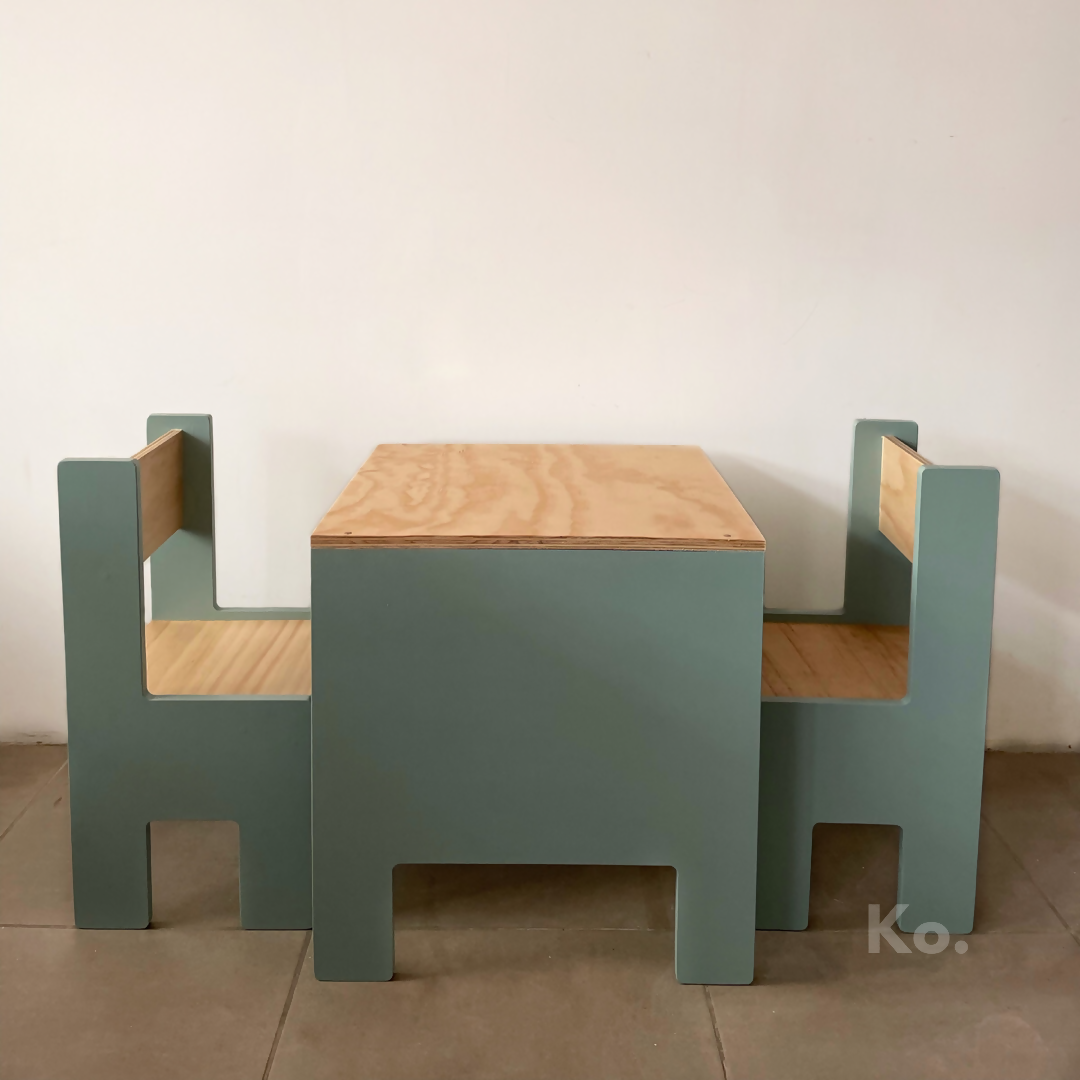 (A PEDIDO) Mesa con dos sillas Color Verde Pastel Calcáreo