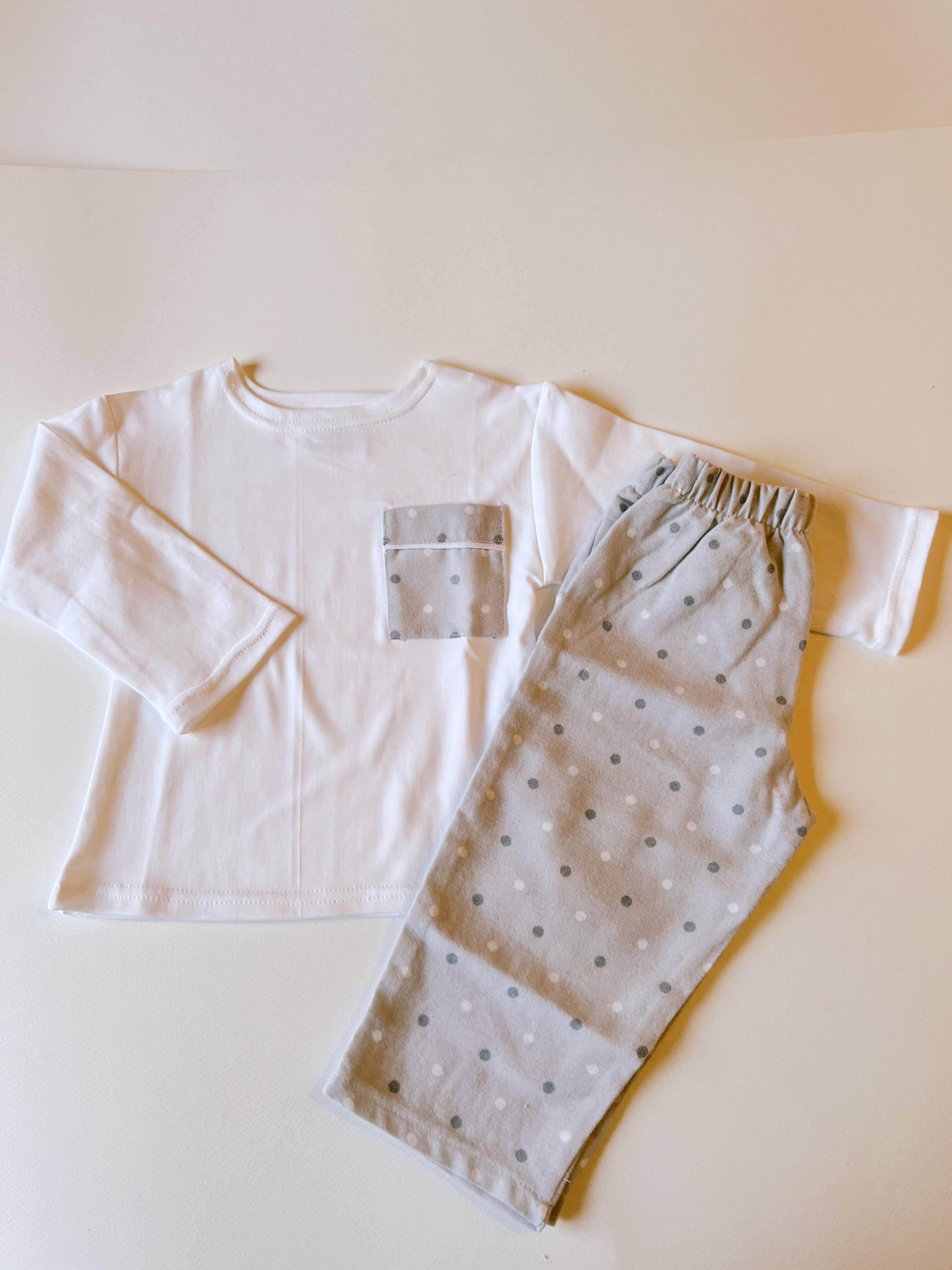 Pijama Infantil Polera y Pantalón de Puntos