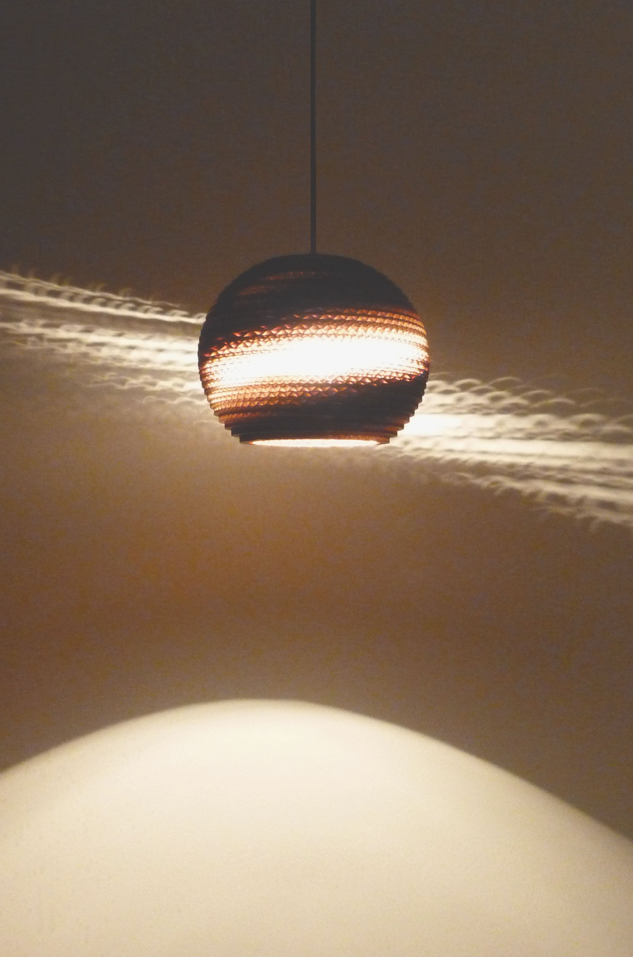 Lámpara Carton corrugado Ared 22