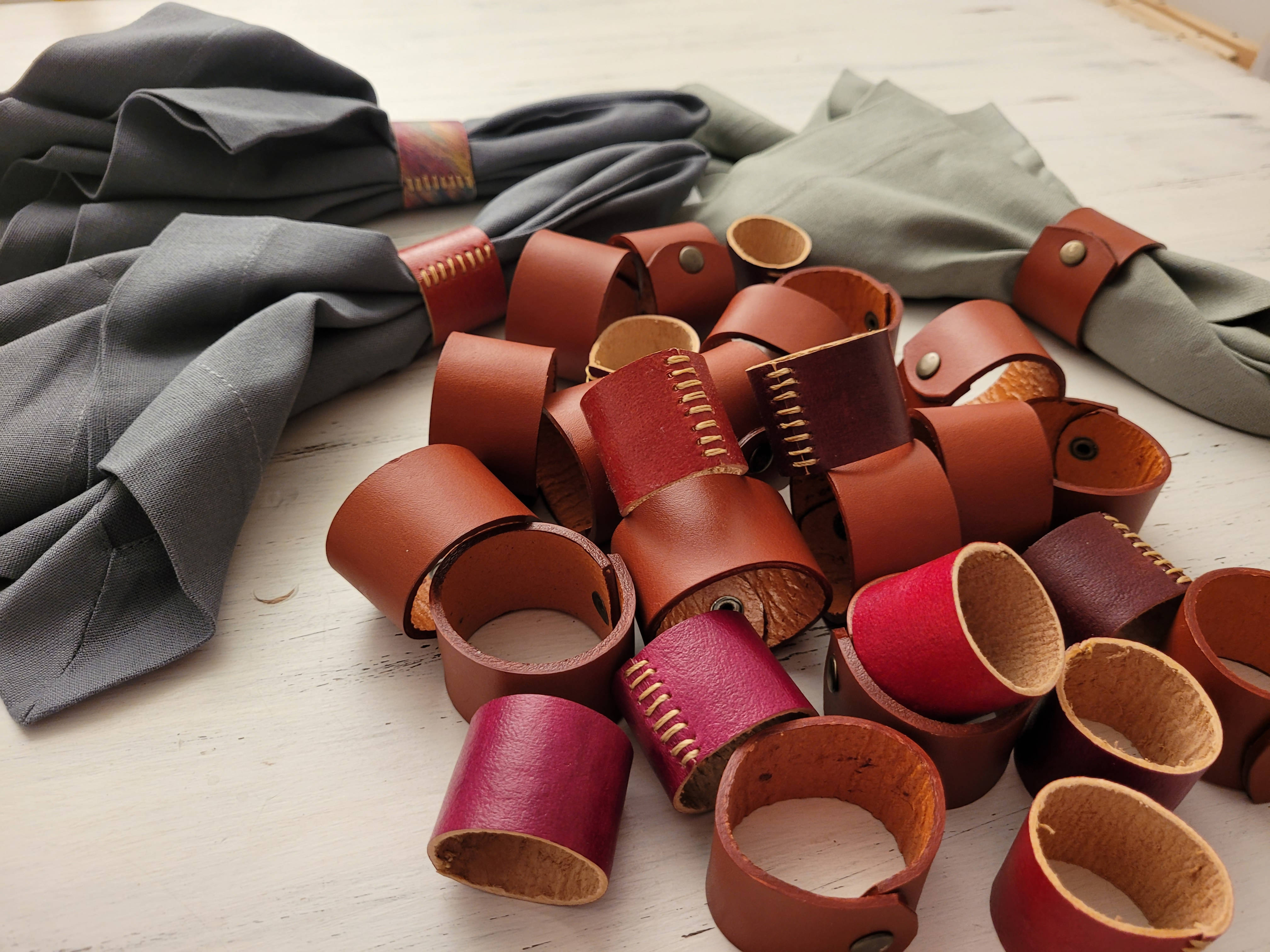 servilleteros artesanales 100% de cuero, pack de seis unidades