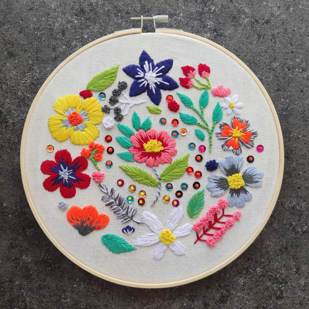 Kit de bordado Flores Ambar