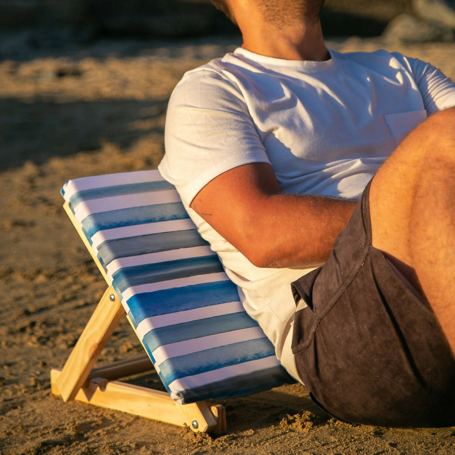 Reposera o respaldo de playa líneas azules Paper Home