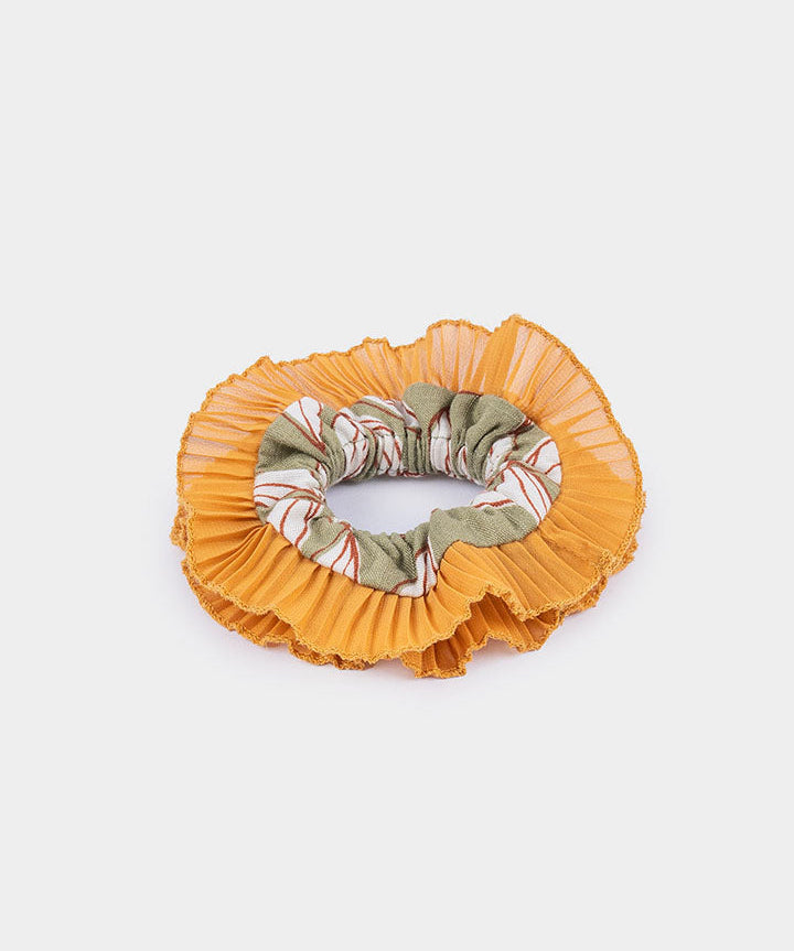 BambitaColletScrunchieMostazaSilvestre1_126ad600-46bd-49c5-b20d-6fd3d88cb670.jpg