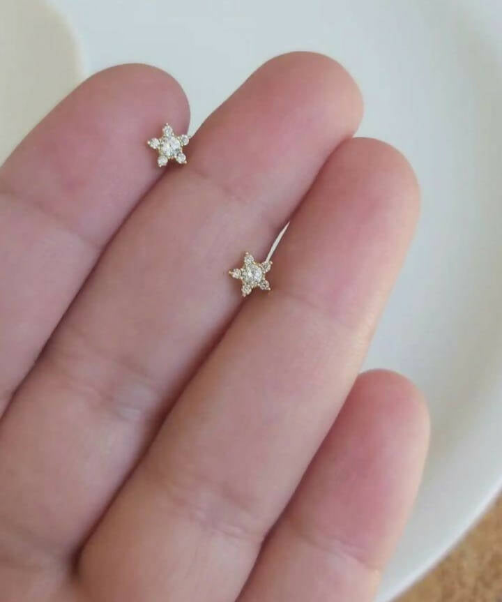 Estrellas mini con circones plata