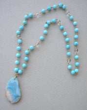 COLLAR LARGO ÁGATAS Y CUARZO CELESTE TURQUESA