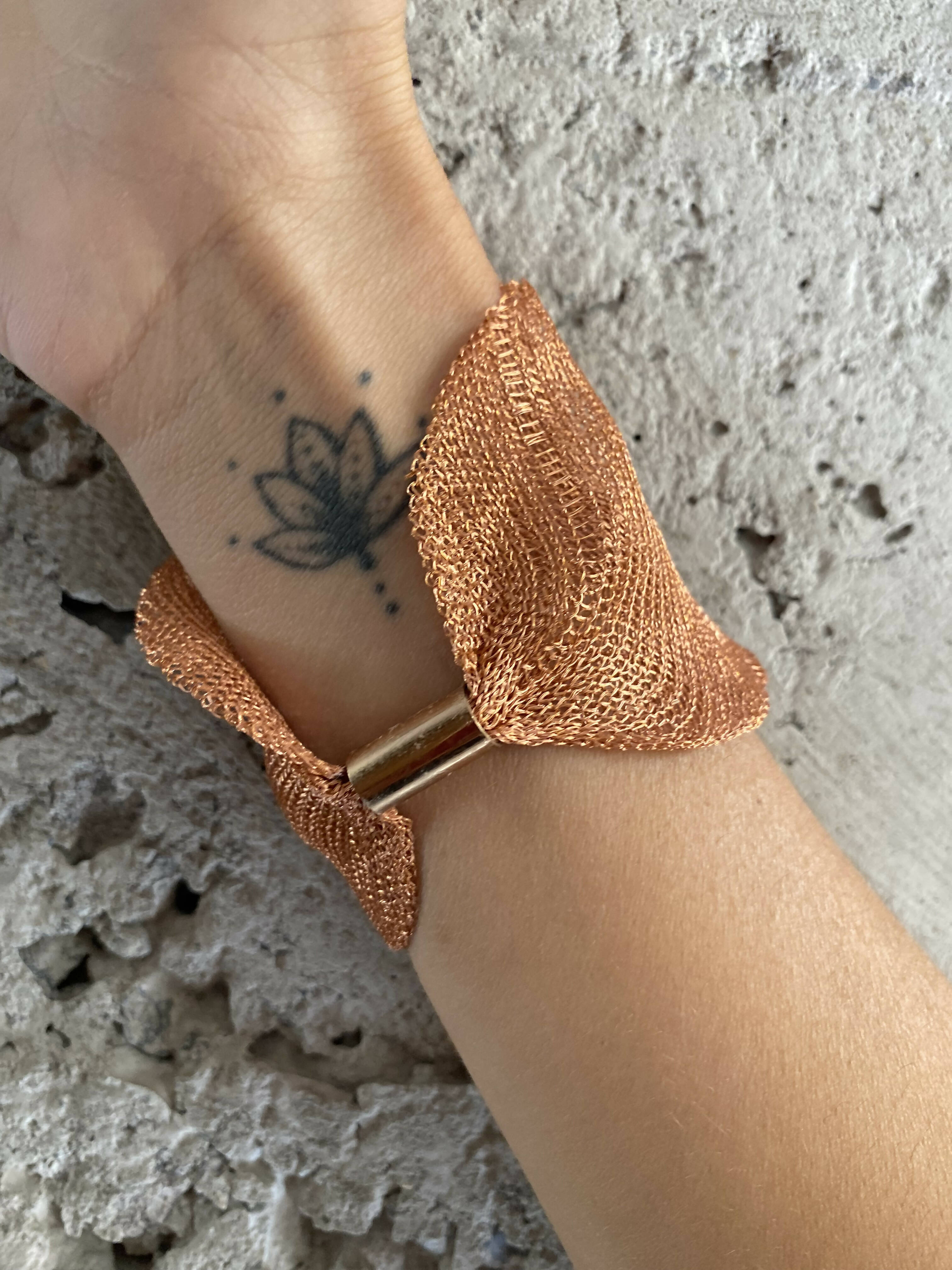 Brazalete sesgo imán