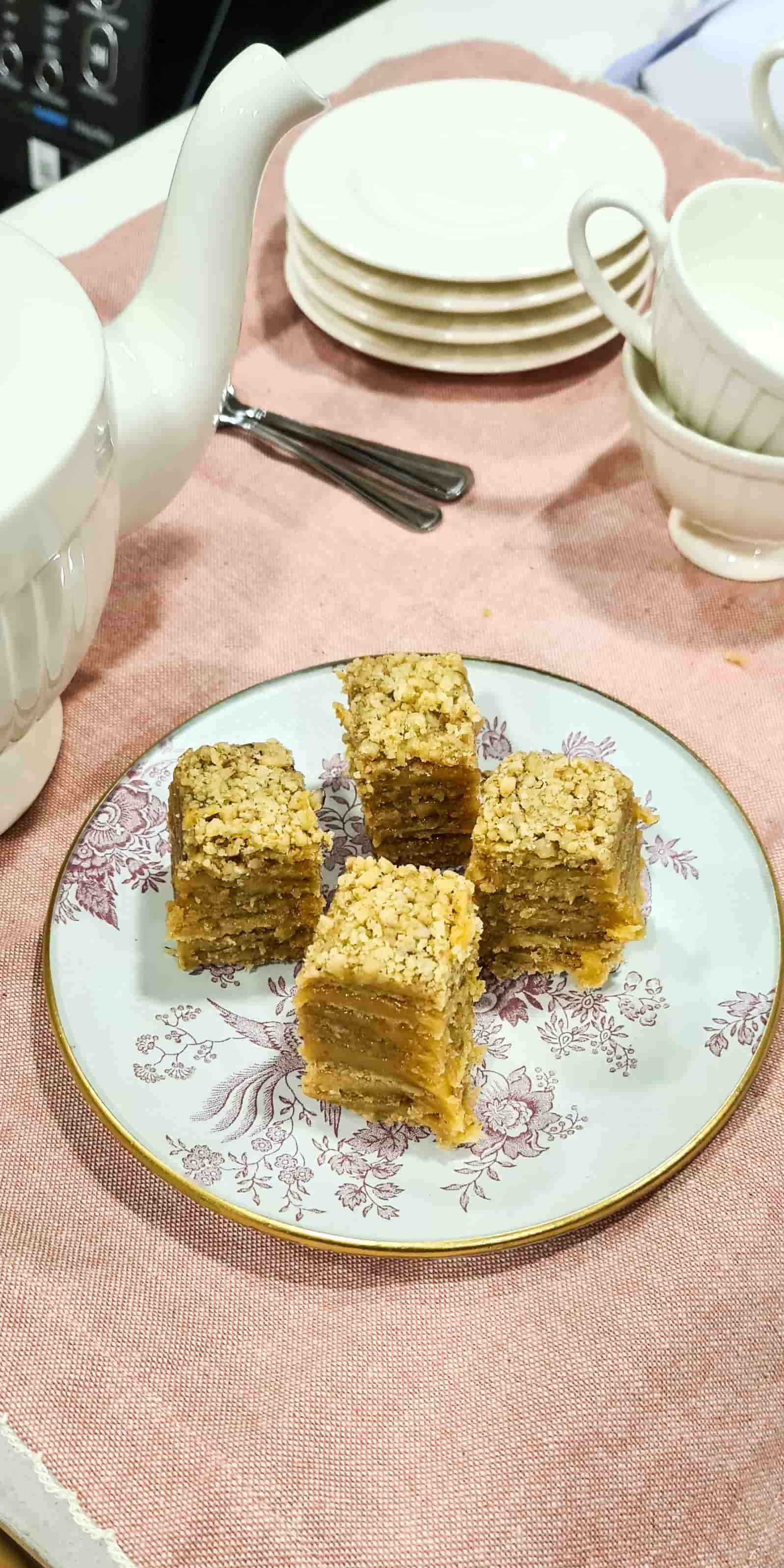 Plato Pan redondo, flores