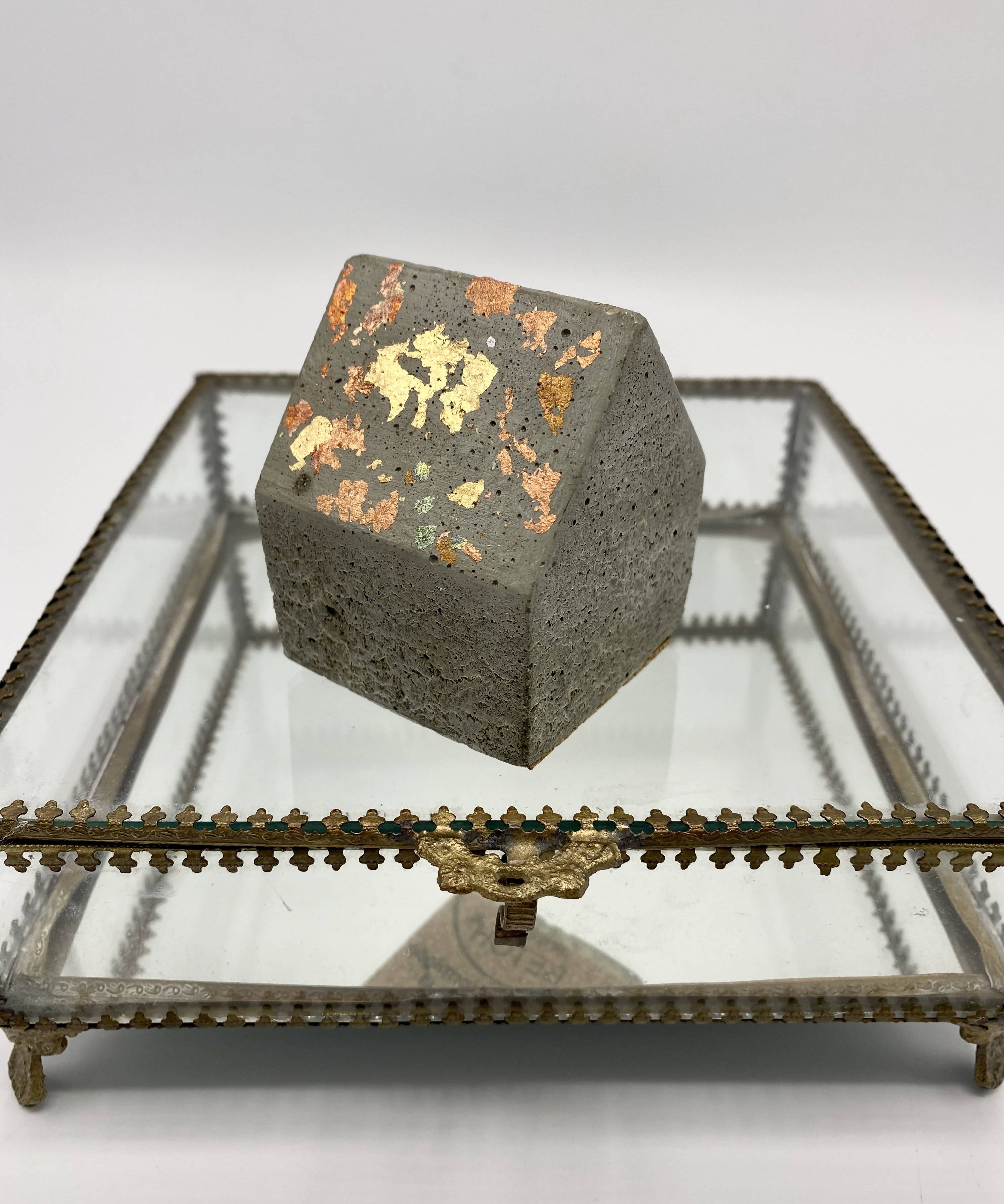 CASITA HEM DE HORMIGÓN LÁMINA