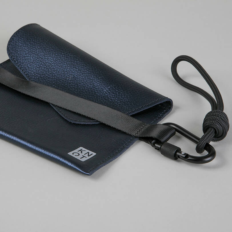 HANDKNOT Sobre / Azul Metálico / Negro