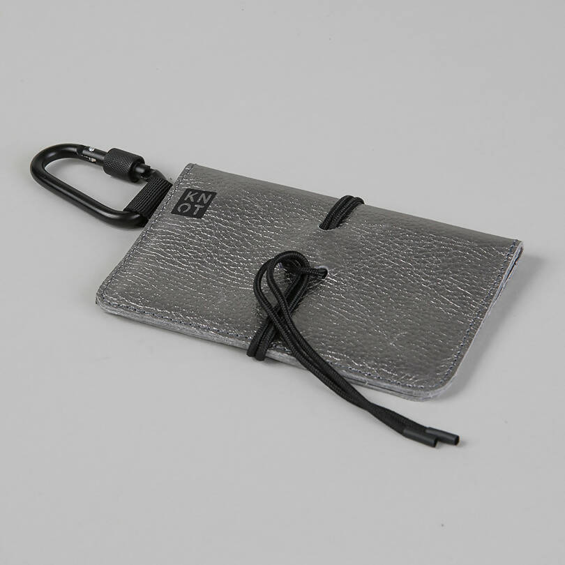 ROLLKNOT Tabaquera cuerda / Plateado / Negro