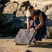 Reposera o respaldo de playa botánico negro Paper Home