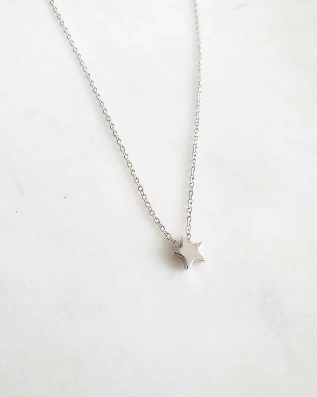 Cadena con 1 estrella plata