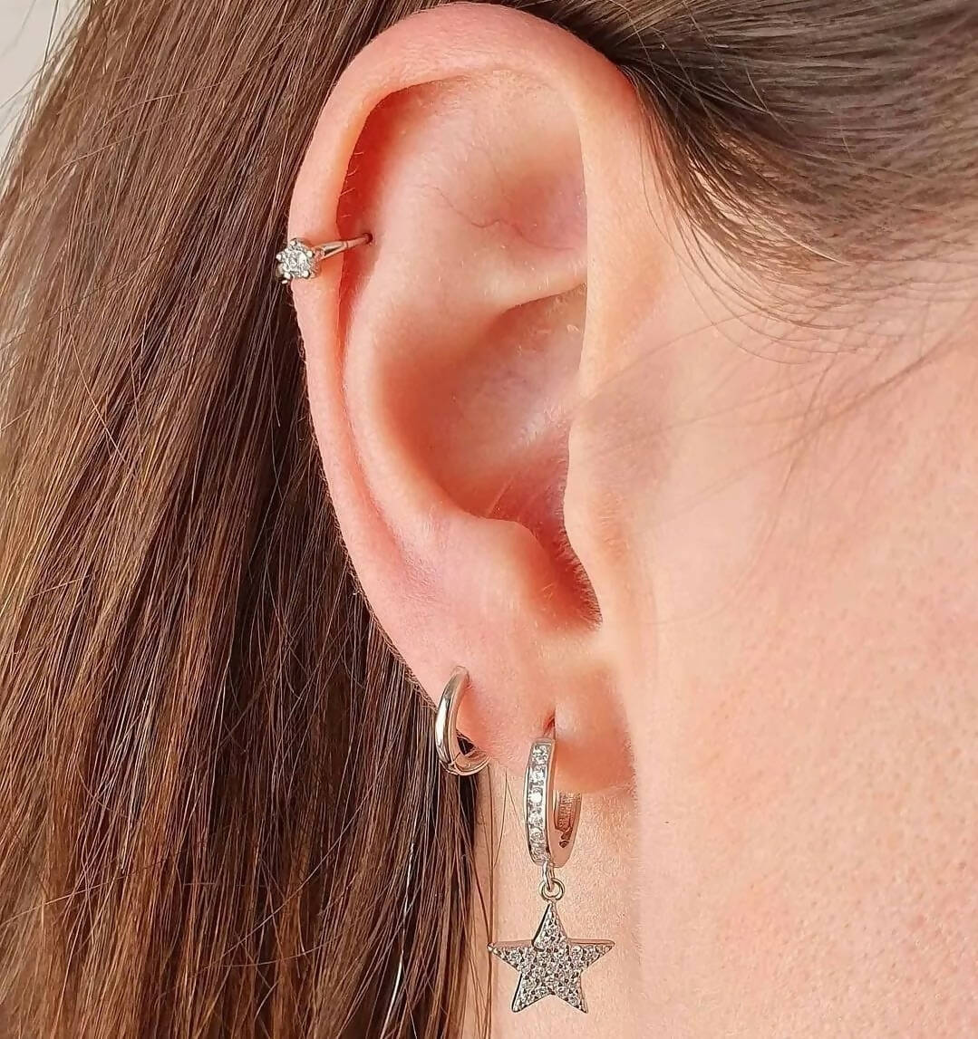 ARGOLLAS CON CIRCONES Y ESTRELLA COLGANDO