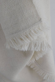 Chal o manta de guagua color crudo