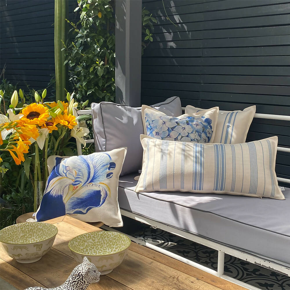 Cojín Hortensia Celeste - 45 x 45