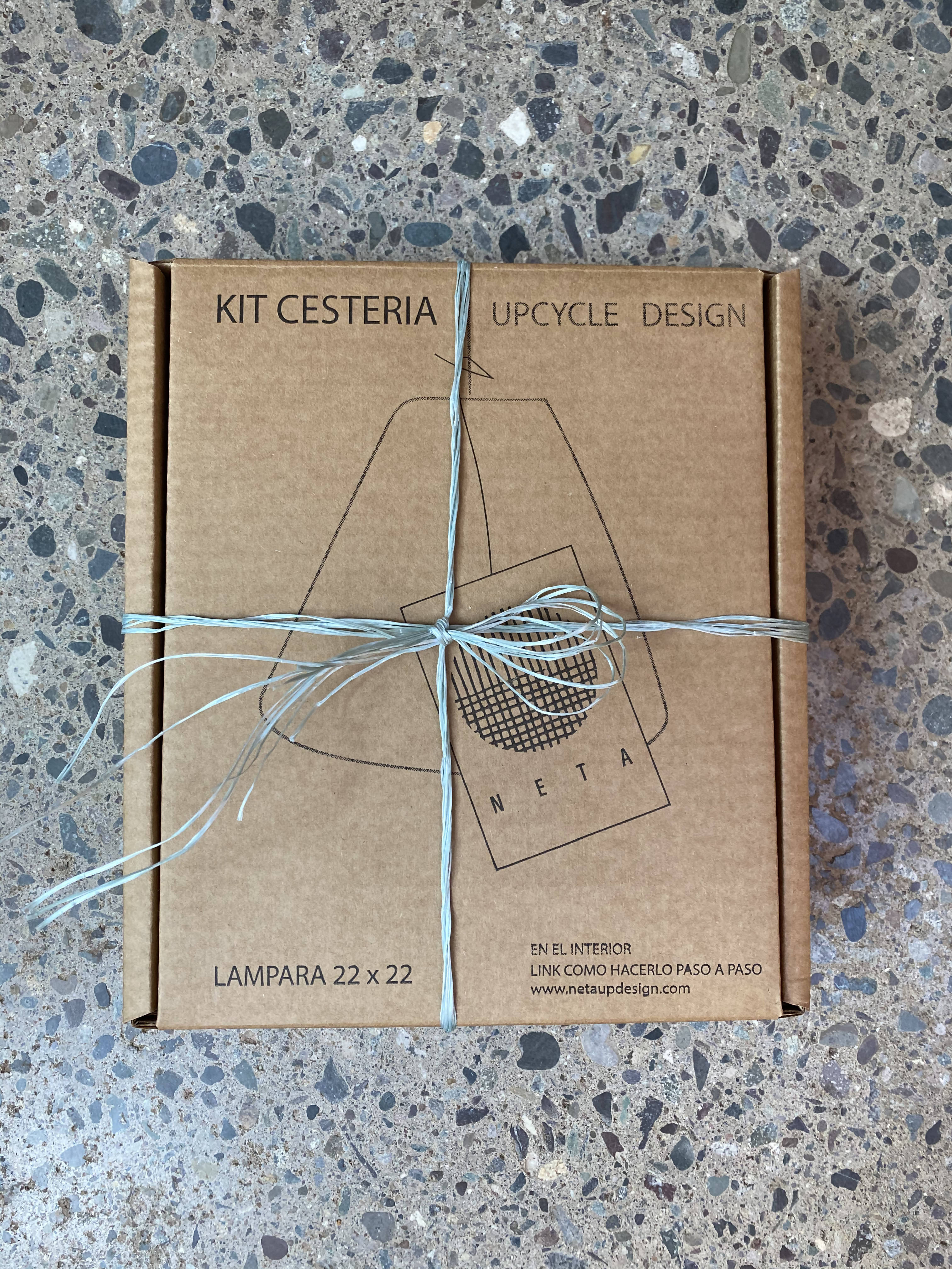 Kit cesteria celeste lámpara 22x22