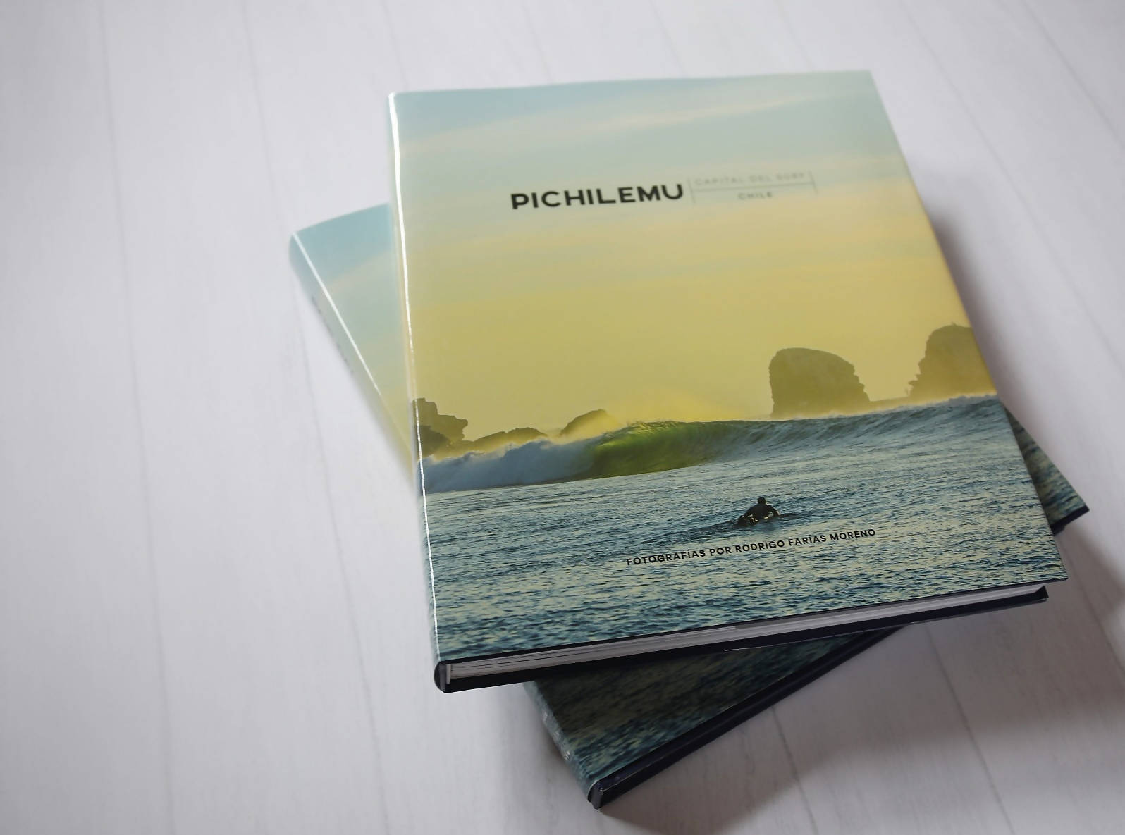 Libro Pichilemu Capital del Surf