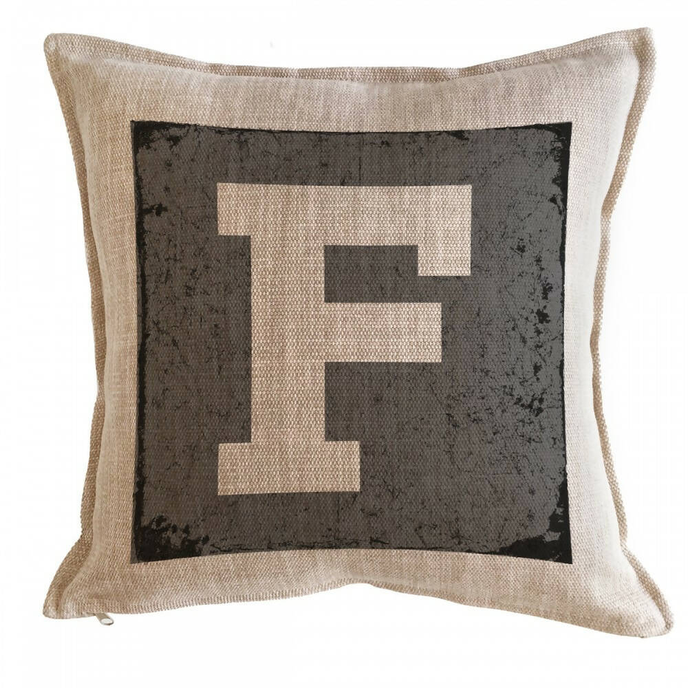 Cojín Letra Fondo Gris