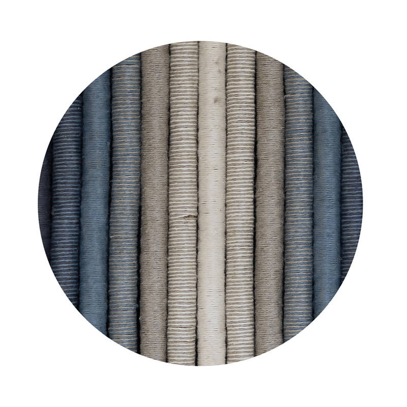 Cuadro de embarrilados medianos en azul, celeste, gris y blanco
