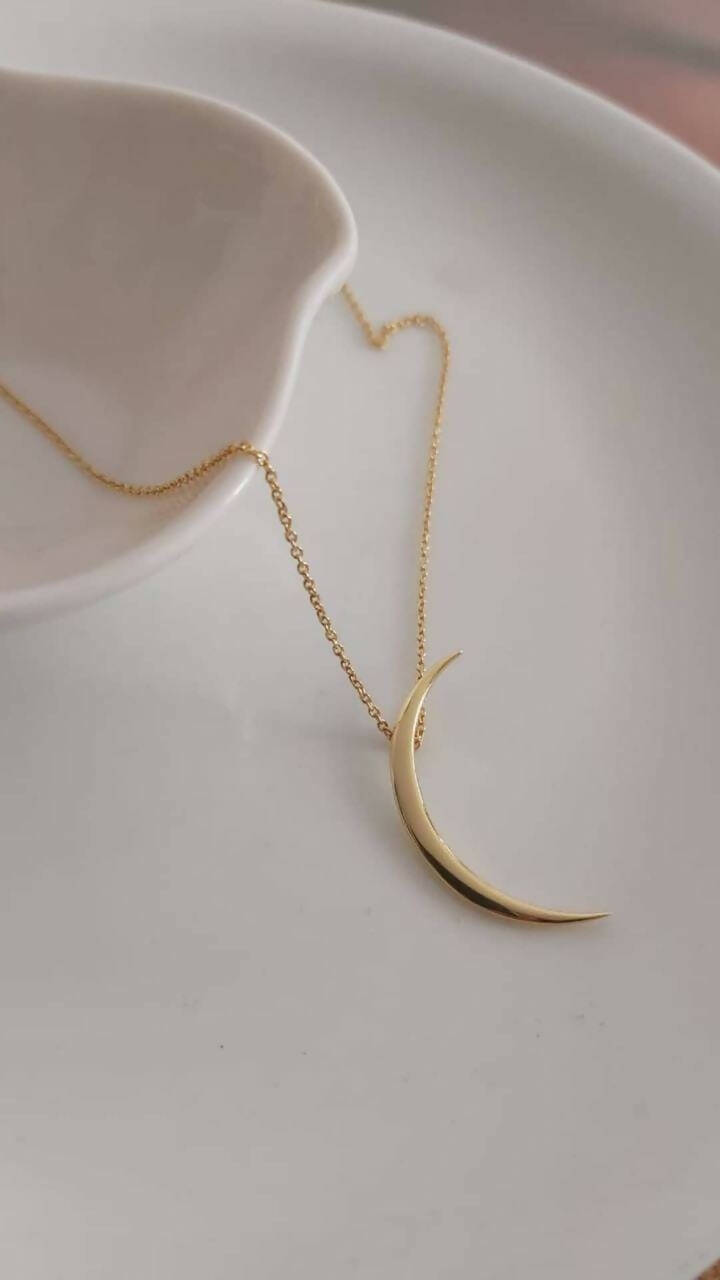 Cadena con luna baño oo