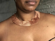 Collar tejido cobre sesgo