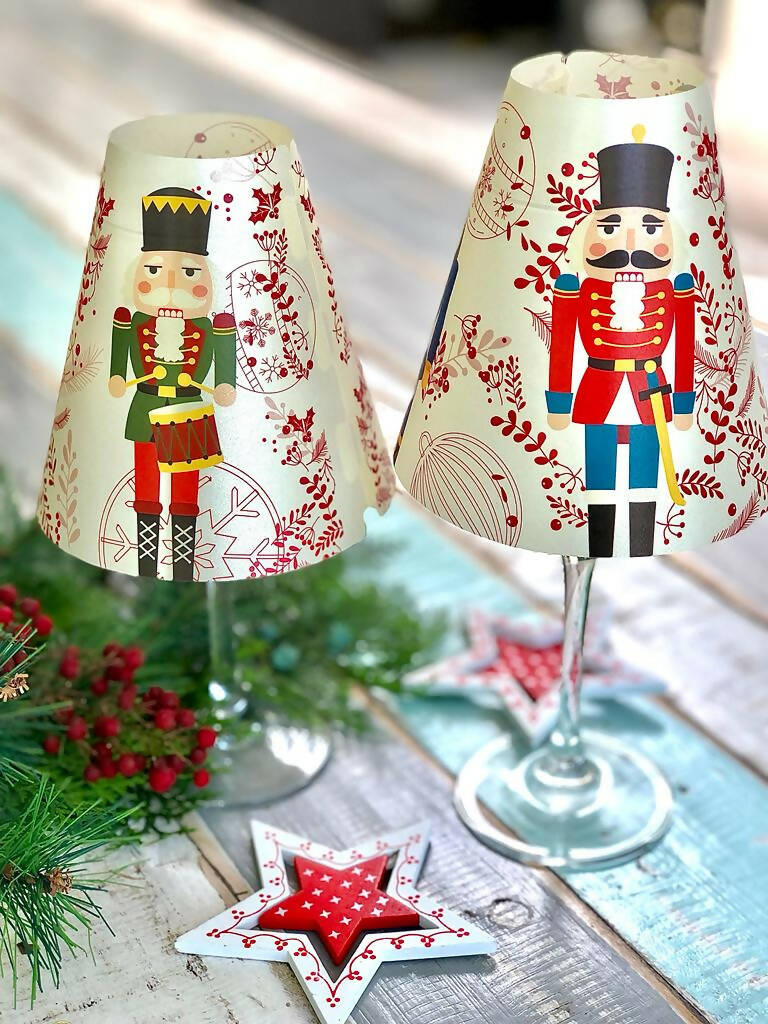 Pantallas para Copas Cascanueces