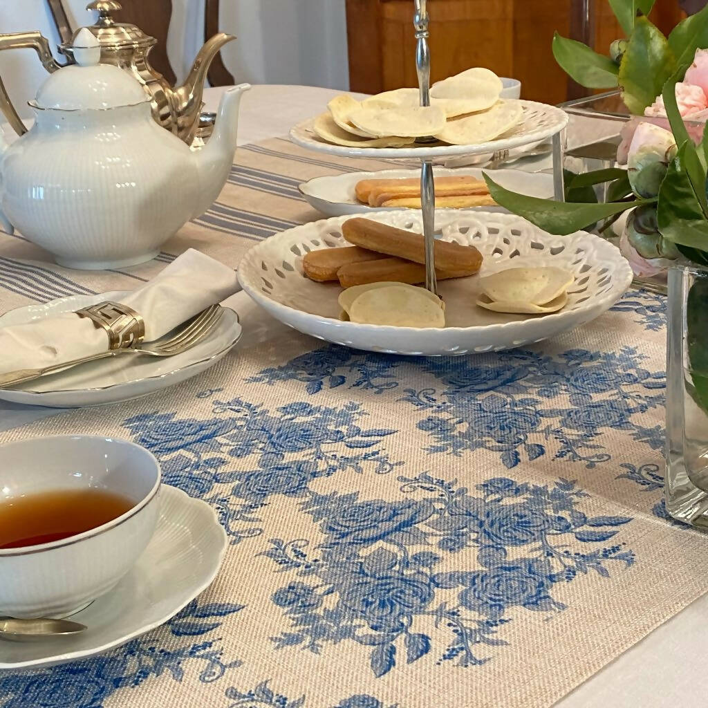 Camino de Mesa Frances - Linet Natural