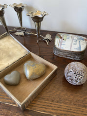 DUO CORAZONES HORMIGÓN ORO