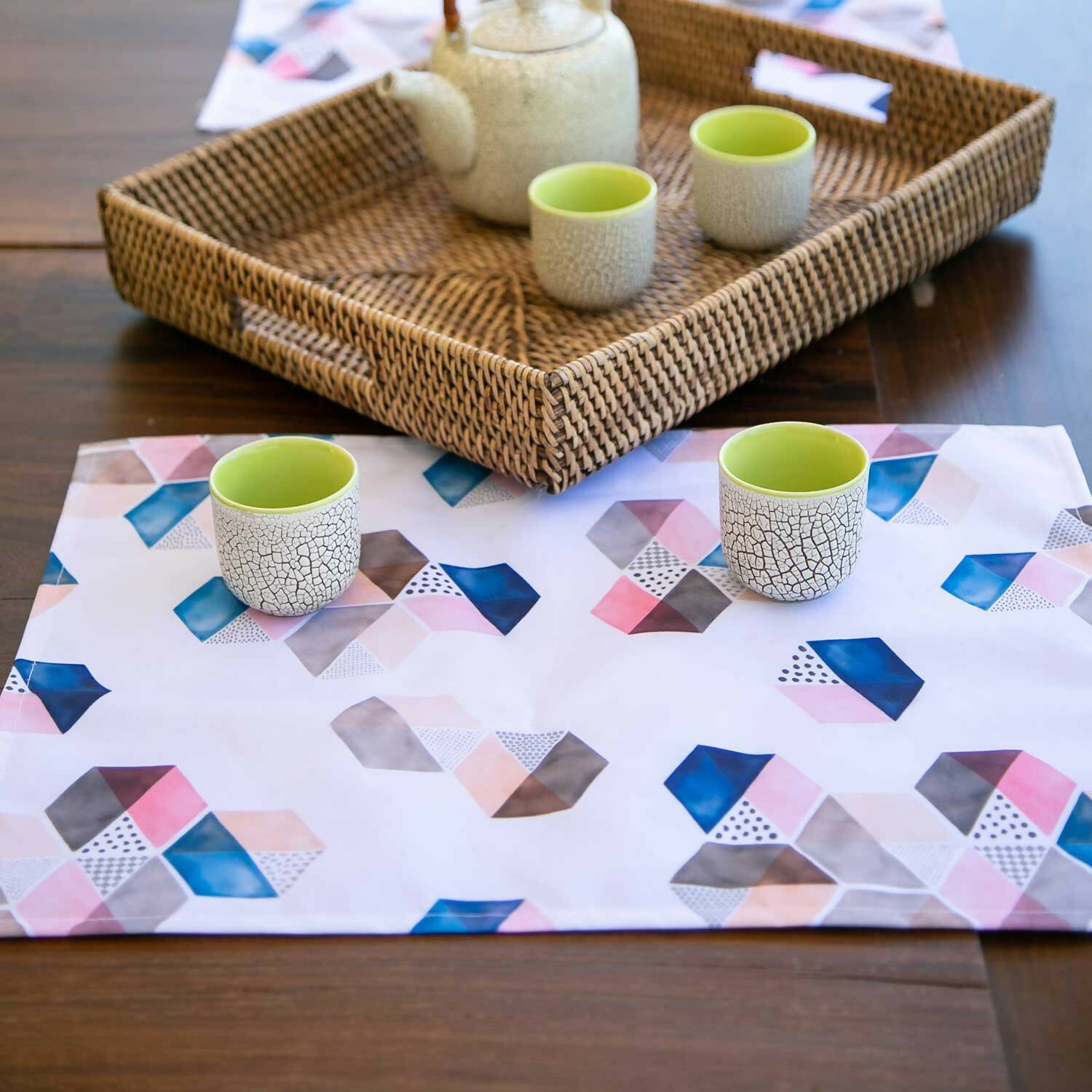 Set x 6 individuales anti manchas rectangulares hexágonos Paper Home