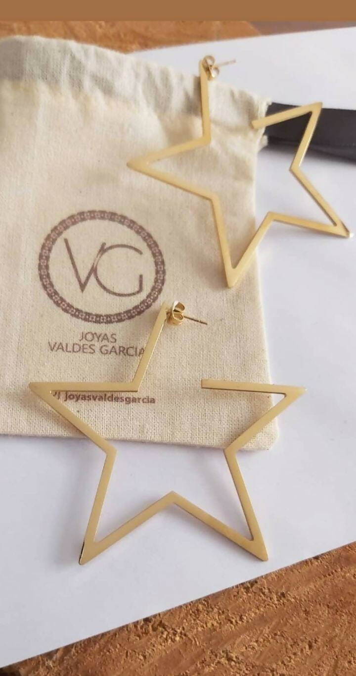 Aros estrellas XL baño oro