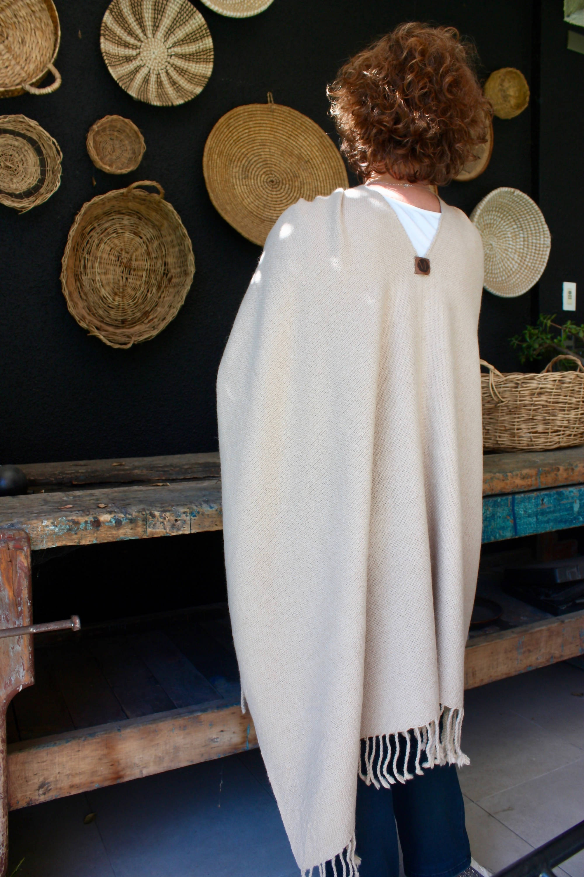 Poncho Alpaca color Beige