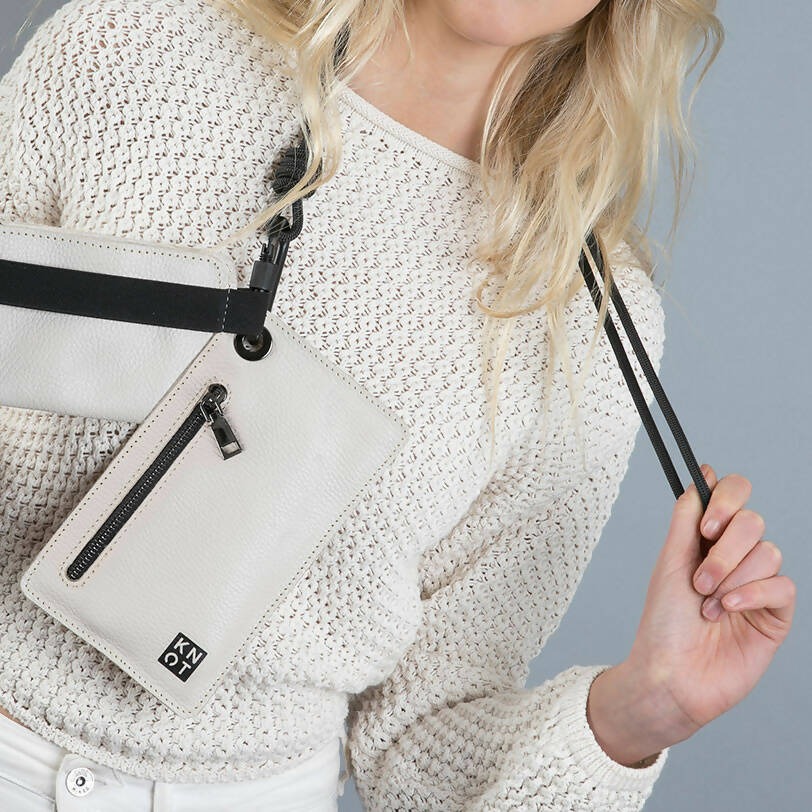 BBKNOT / Portacelular / Arena Negro