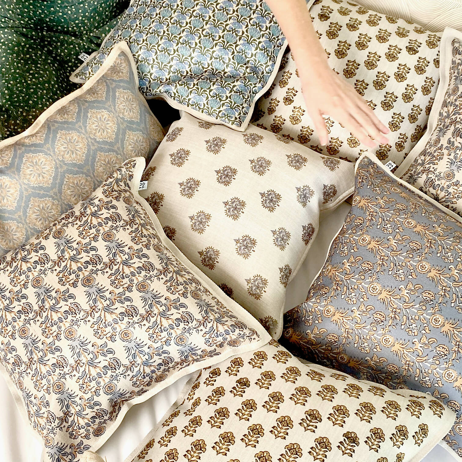 Cojín Paraíso 4 - 45 x 45