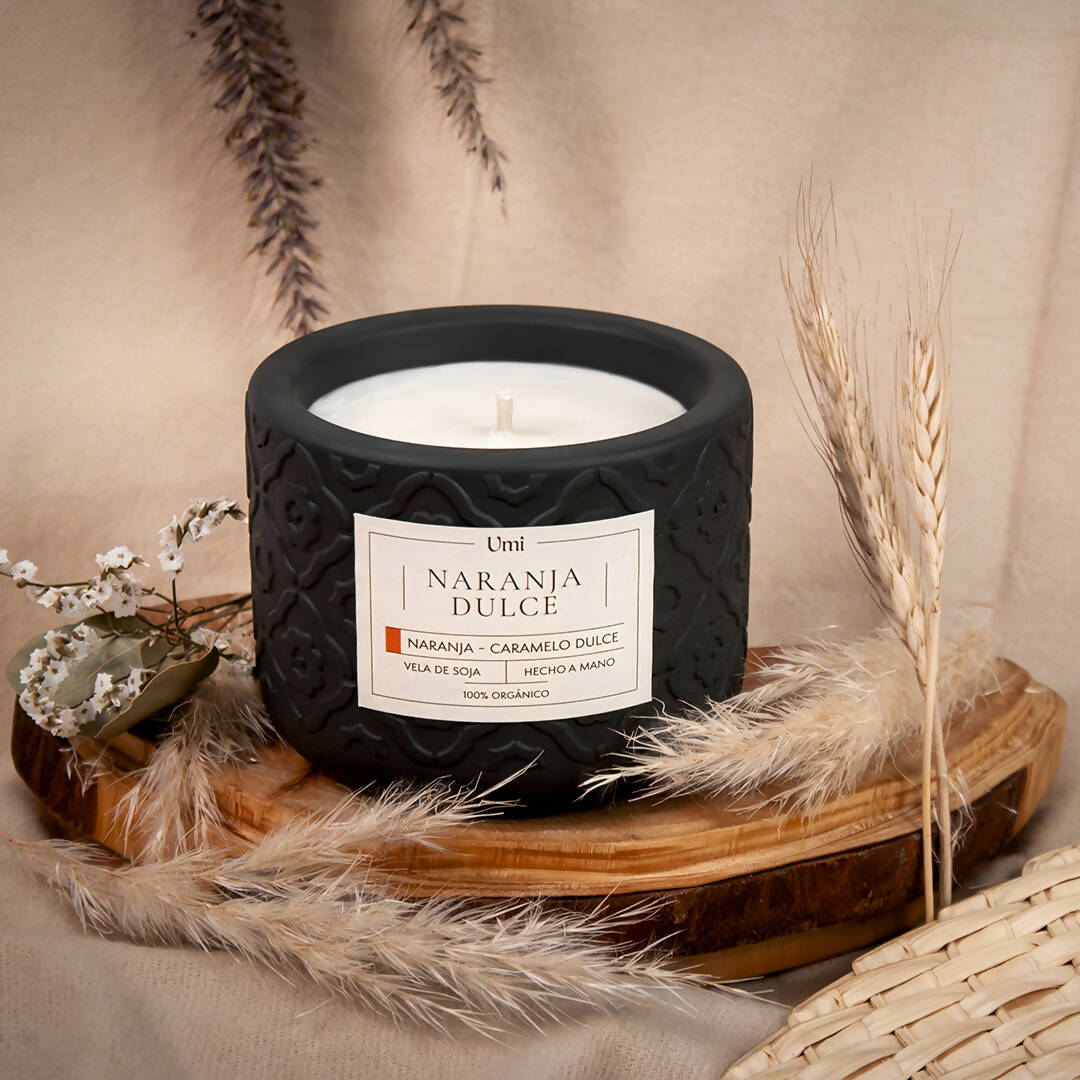 Vela de soja Umi Aroma Naranja dulce- color Negro 200 gr