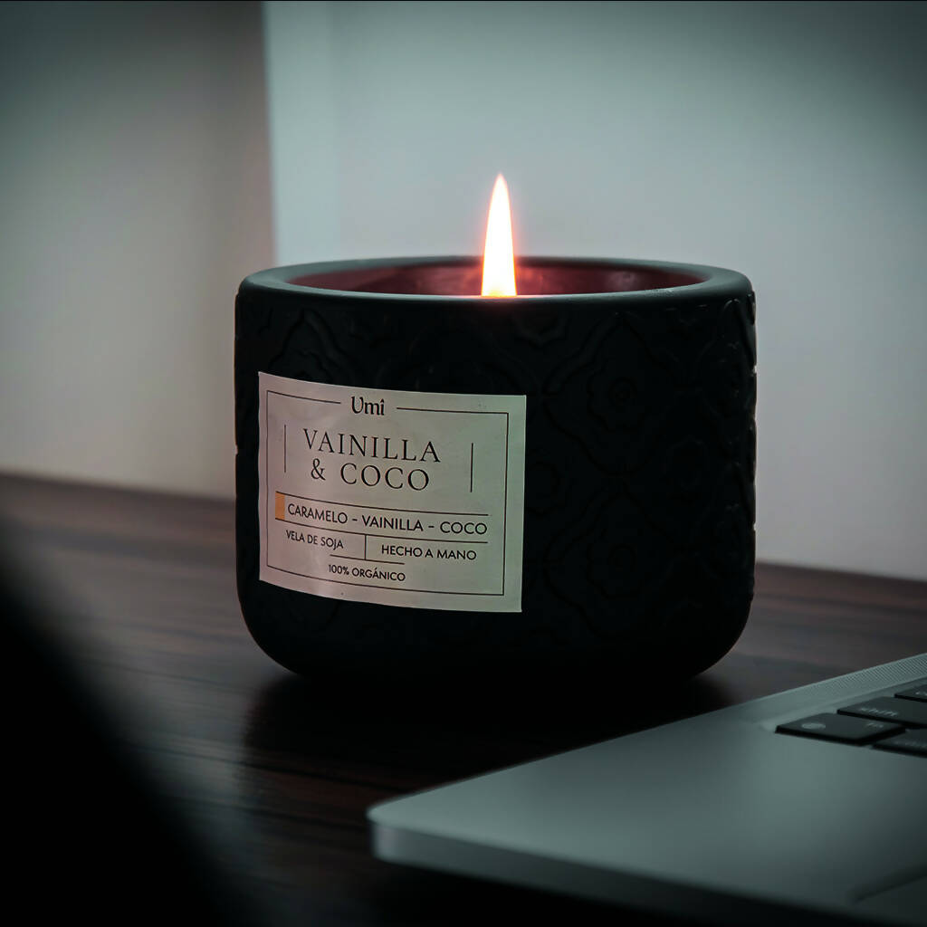 Vela de soja Umi aroma Vainilla Coco - color negro 200gr