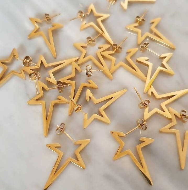 Aros estrellas rockeras baño oro