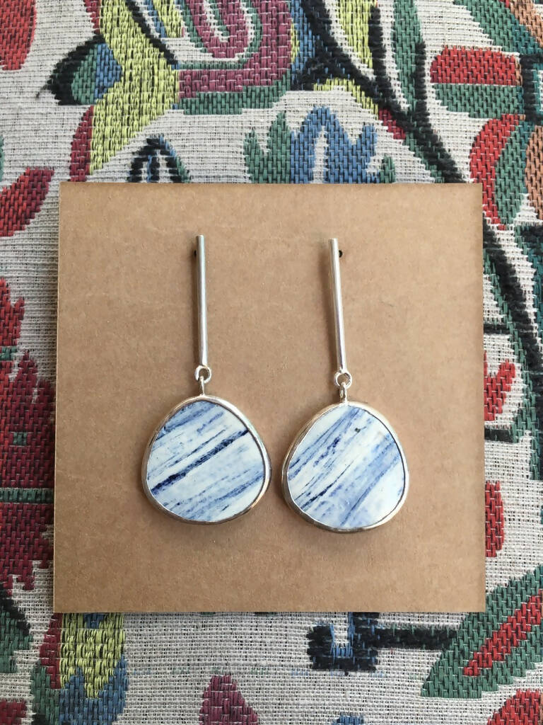 D139CC53-02CE-43D1-946A-E4A1F71573C9_1_105_c