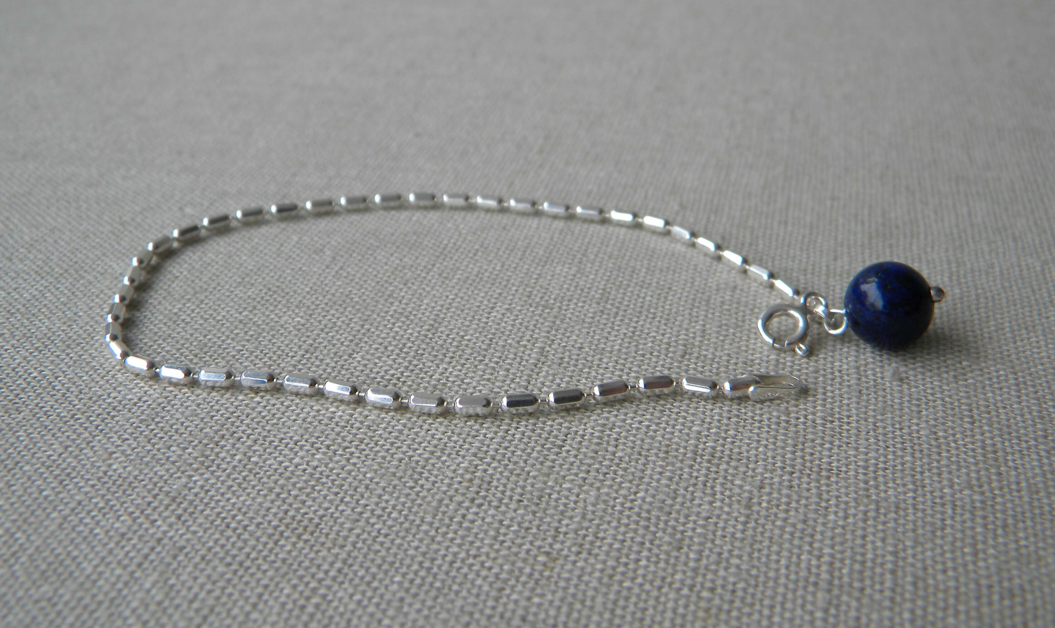 PULSERA PLATA MOSTACILLA LAPISLÁZULI