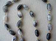 COLLAR LARGO CUARZO TURMALINA Y CUERNO NEGRO